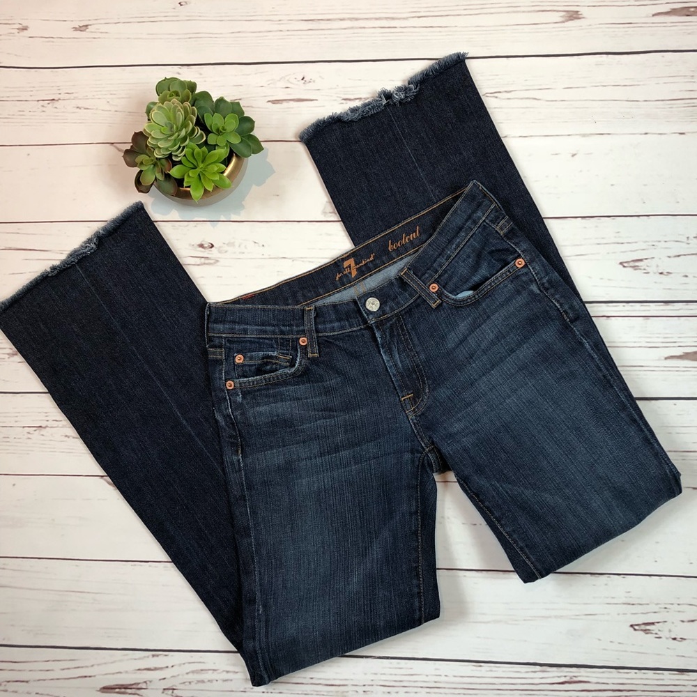 SOLD•| 7 For All ManKind Jeans